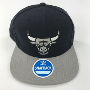 Adidas Chicago Bulls Snapback Hat Gray‎ Embroidered Bull Logo NBA